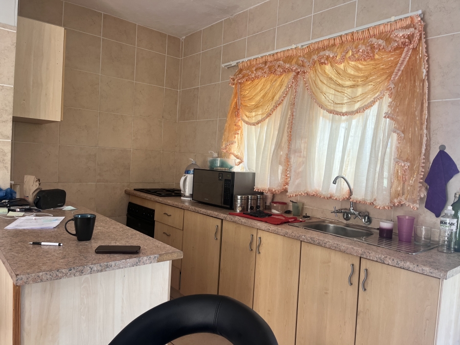 1 Bedroom Property for Sale in Oudorp North West